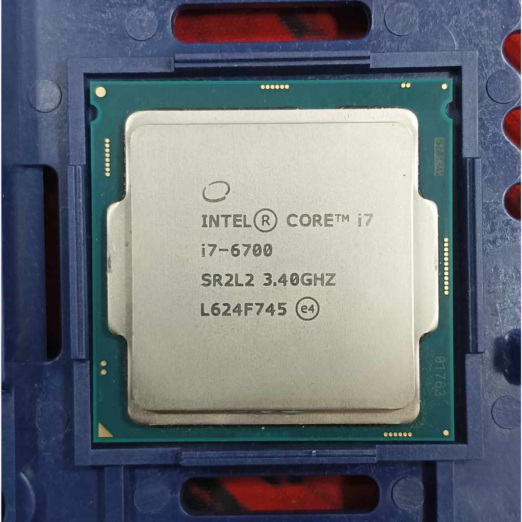 Gaming Processor Intel ® Core™ Intel I7 6700 And I7 7700 Processor Only Used But In Good 2572