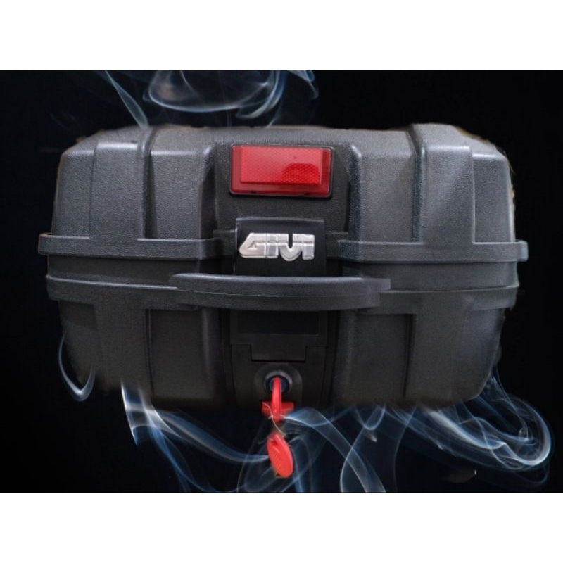 Givi Top Box 32 Liters W Backrest Shopee Philippines