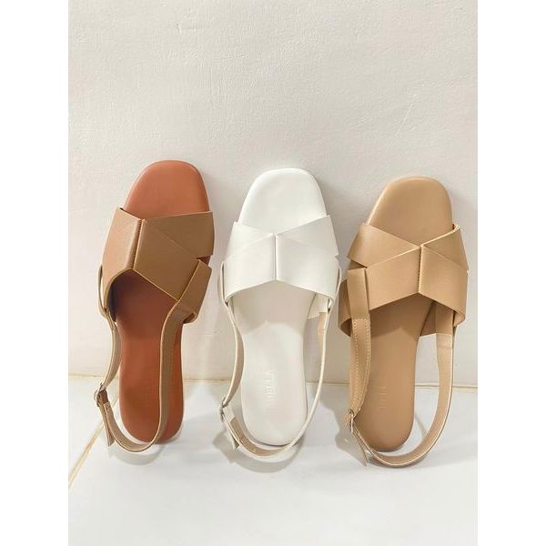 Arabella Andrea Flat Square Toe w/ Intertwined Thick Toe Straps ...