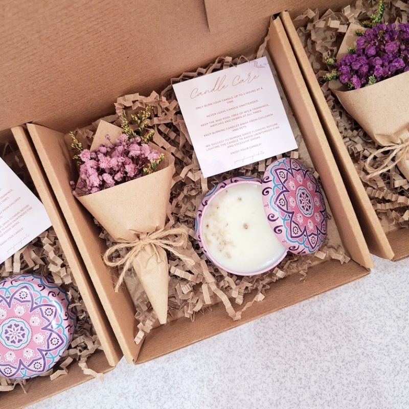 GIFT SET with MINI BOUQUET Scented Candles Linen Spray Giveaways