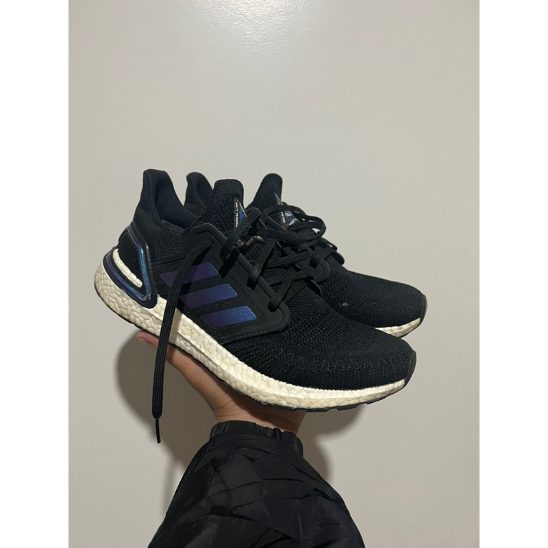 Ultra boost 19 triple hotsell black philippines