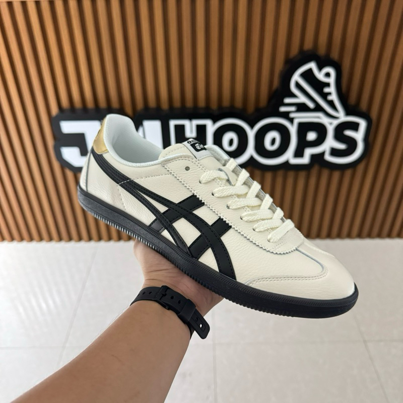 ONITSUKA TIGER TOKUTEN SHOES WITH FREE SOCKS BY JM HOOPS