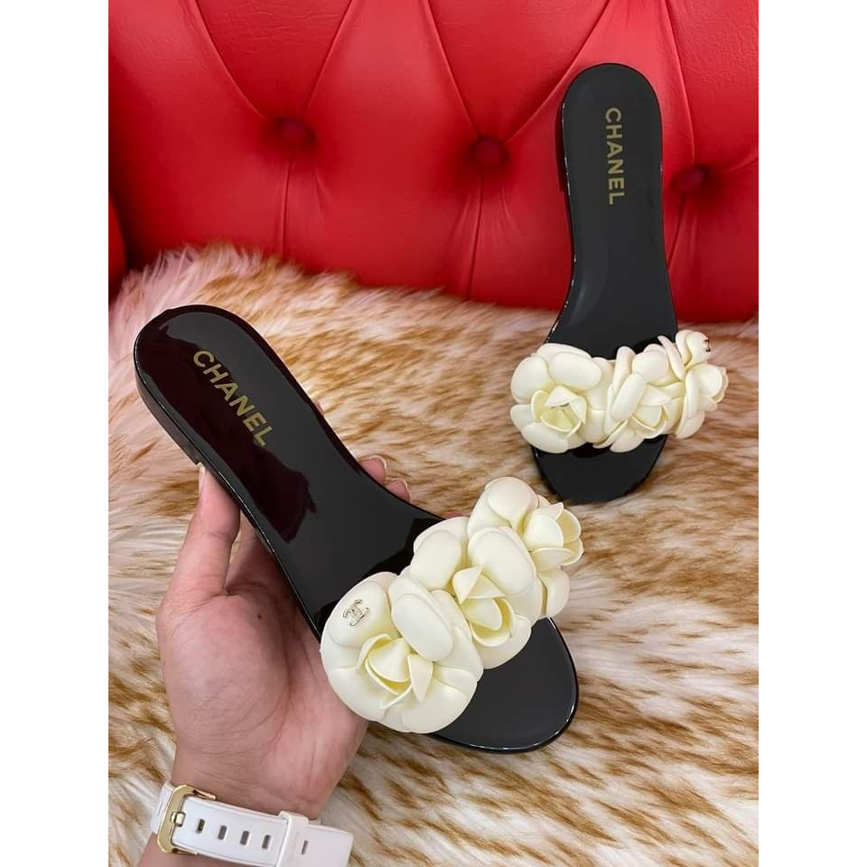 Chanel on sale mules 219