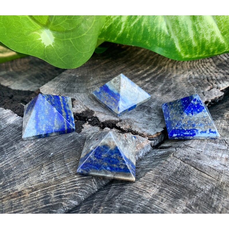 LAPIS LAZULI Pyramid. Connections, Spirit Realm, & Psychic Ability ...