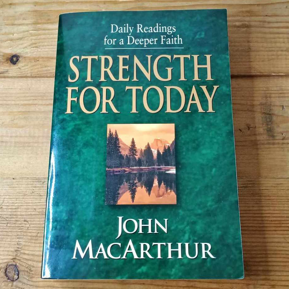 John MacArthur Christian Books ( Pre-loved ) | Shopee Philippines