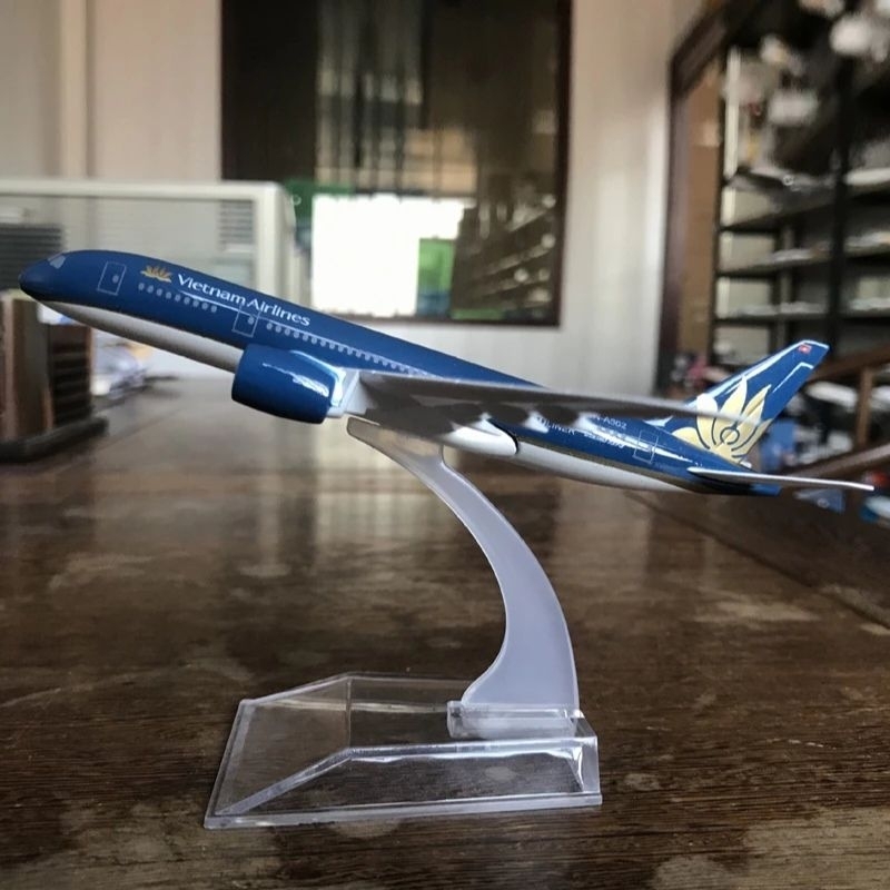 Diecast airplane collection clearance