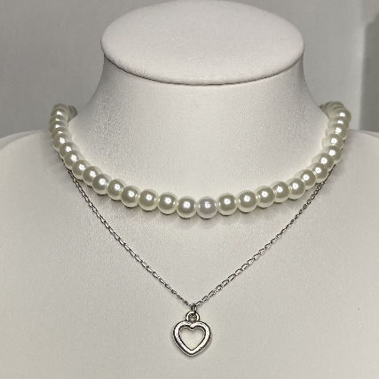 Coquette Necklaces by 𝖕𝖊𝖆𝖐.𝖋𝖆𝖎𝖗𝖞𝖈𝖔𝖗𝖊 Handmade Beaded charm