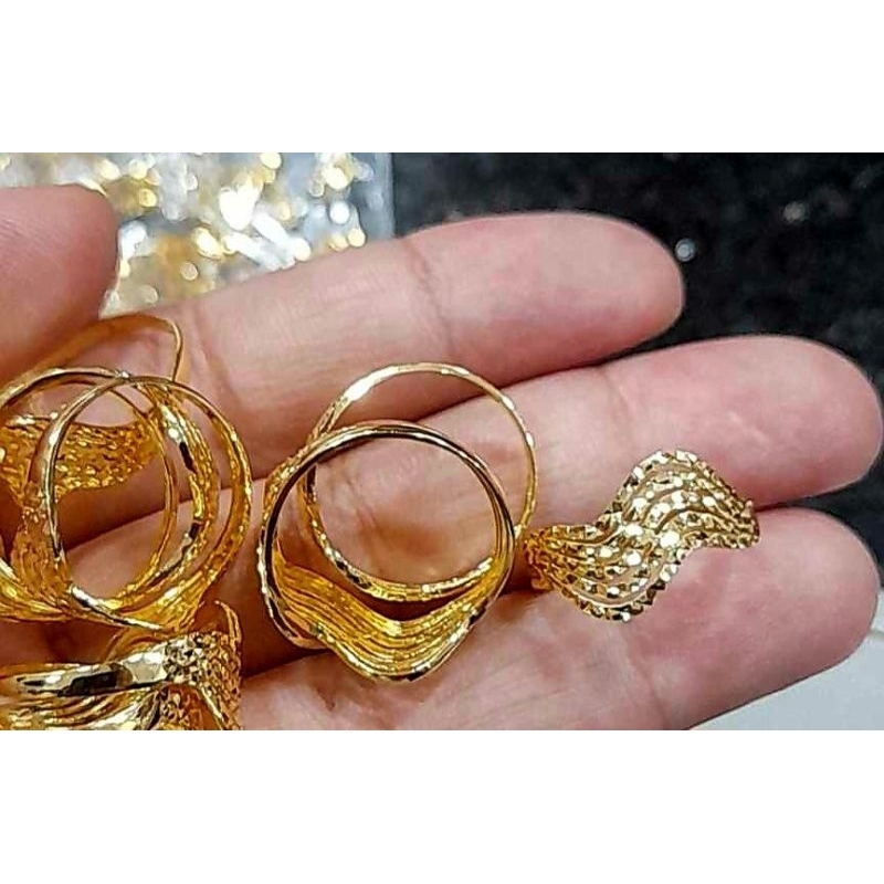 COD ️18K SAUDI GOLD SOLID PAWNABLE WOMEN RING | Shopee Philippines