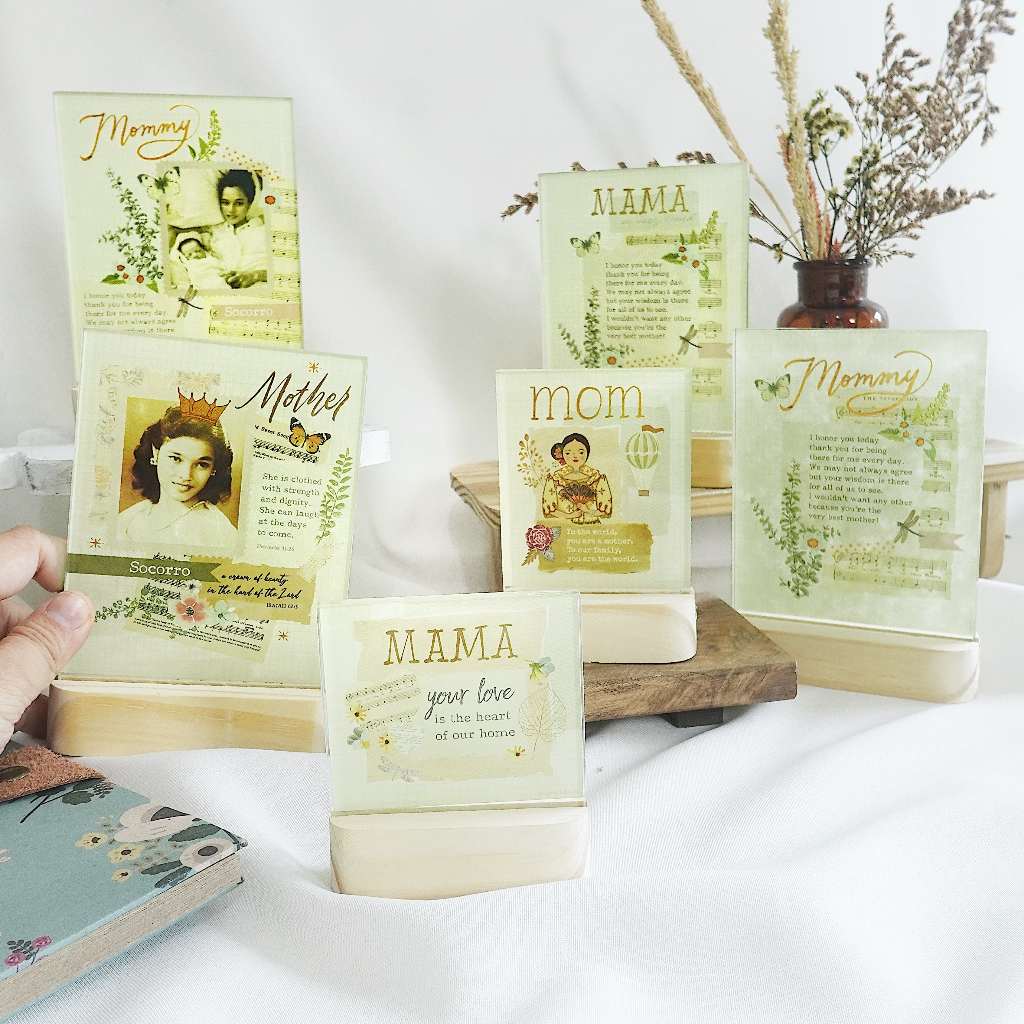 Papemelroti Mother & Father Curved Stand Glass Plaque | Mommy Daddy ...