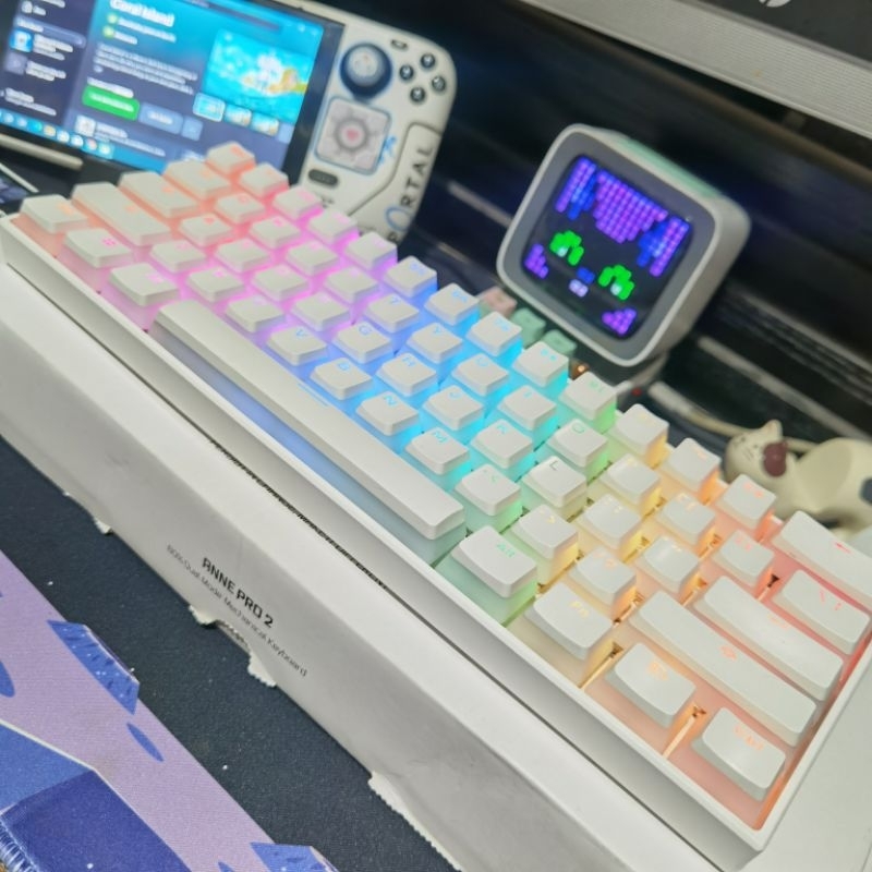 Anne Pro 2 Mechanical Keyboard (used) | Shopee Philippines