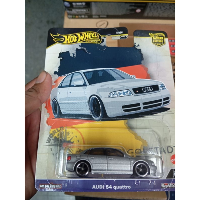 Hot Wheels Audi S4 Hot Wheels Premium - AUDI S4 QUATTRO Blu Con Cerchi Real Riders, Edizione Germania Design Modellino Auto Hot Wheels Premium