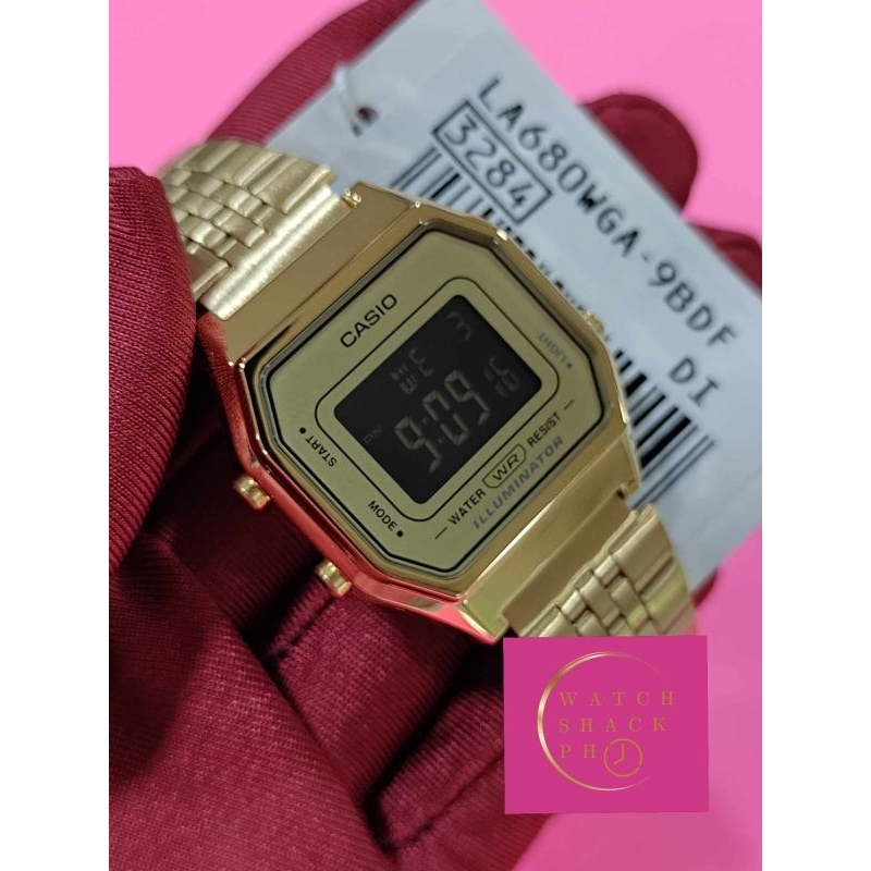CASIO VINTAGE LA 680 WGA 9B LA680 GOLD BLACK LCD