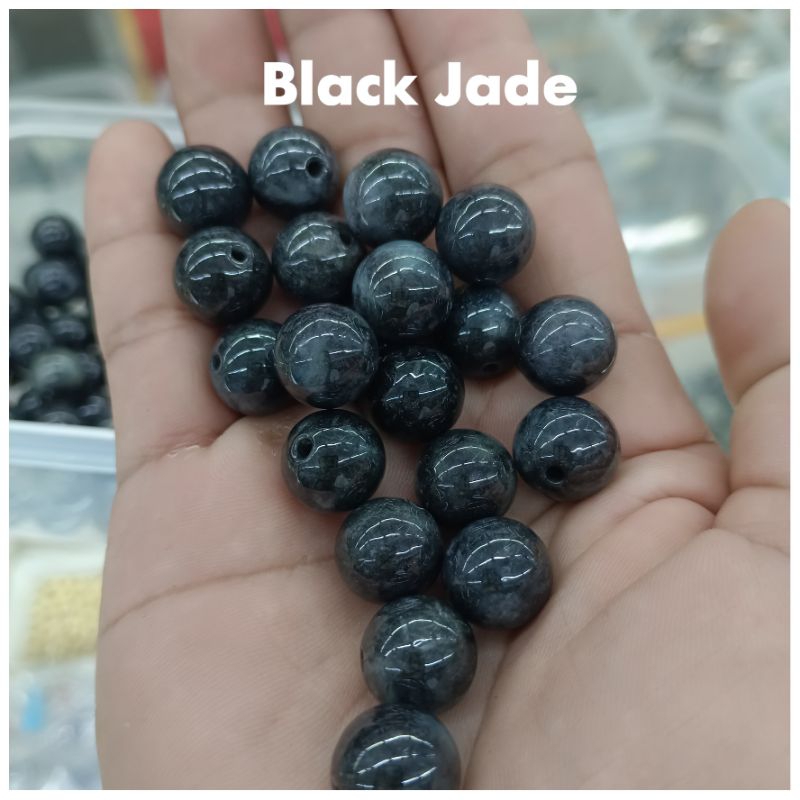 Black Jade Authentic quality jade perfect for bracelets. | Shopee ...