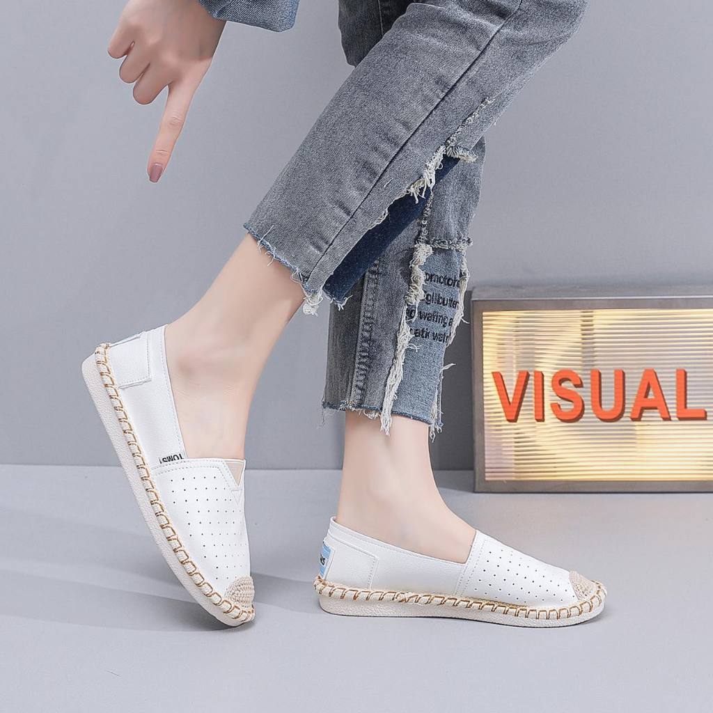 Korean Slip On Fashion Espadrille Shoes Canvas Shoes For Women And Men