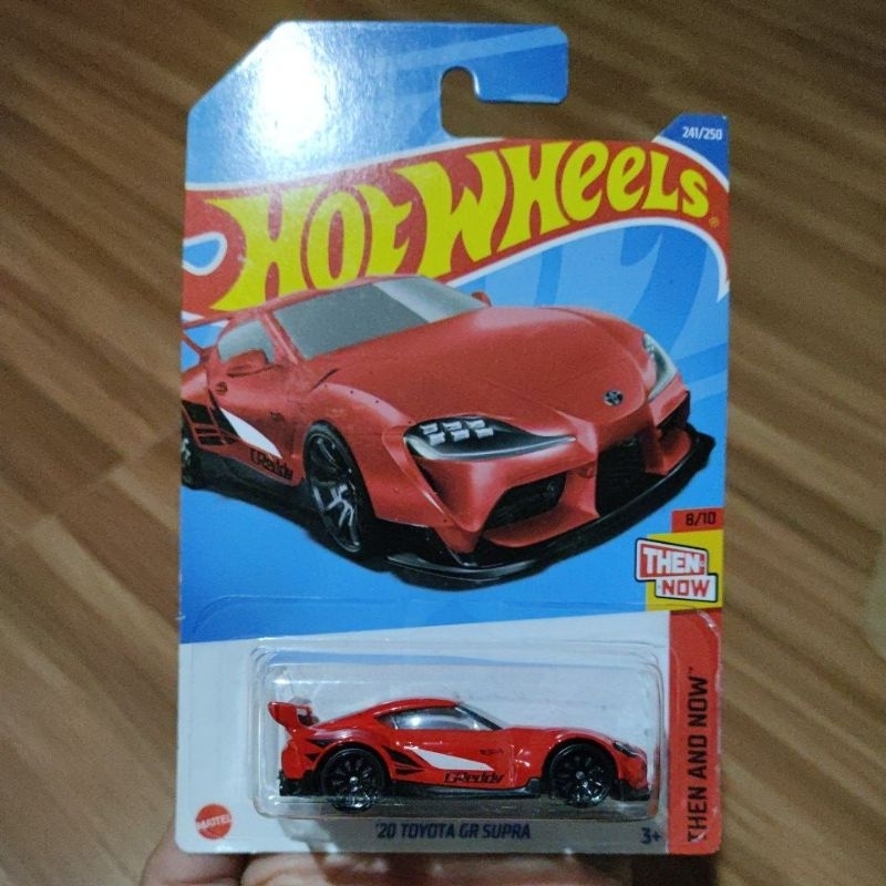 Hot Wheels Toyota GR Supra 2020 Rouge - Série Then And Now 2022 - Modèle 1:64 Neuf