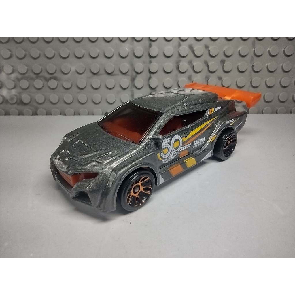 Hot Wheels 2018 50th Track Stars 5pack Loop Coupe Metal Flake Grey ...