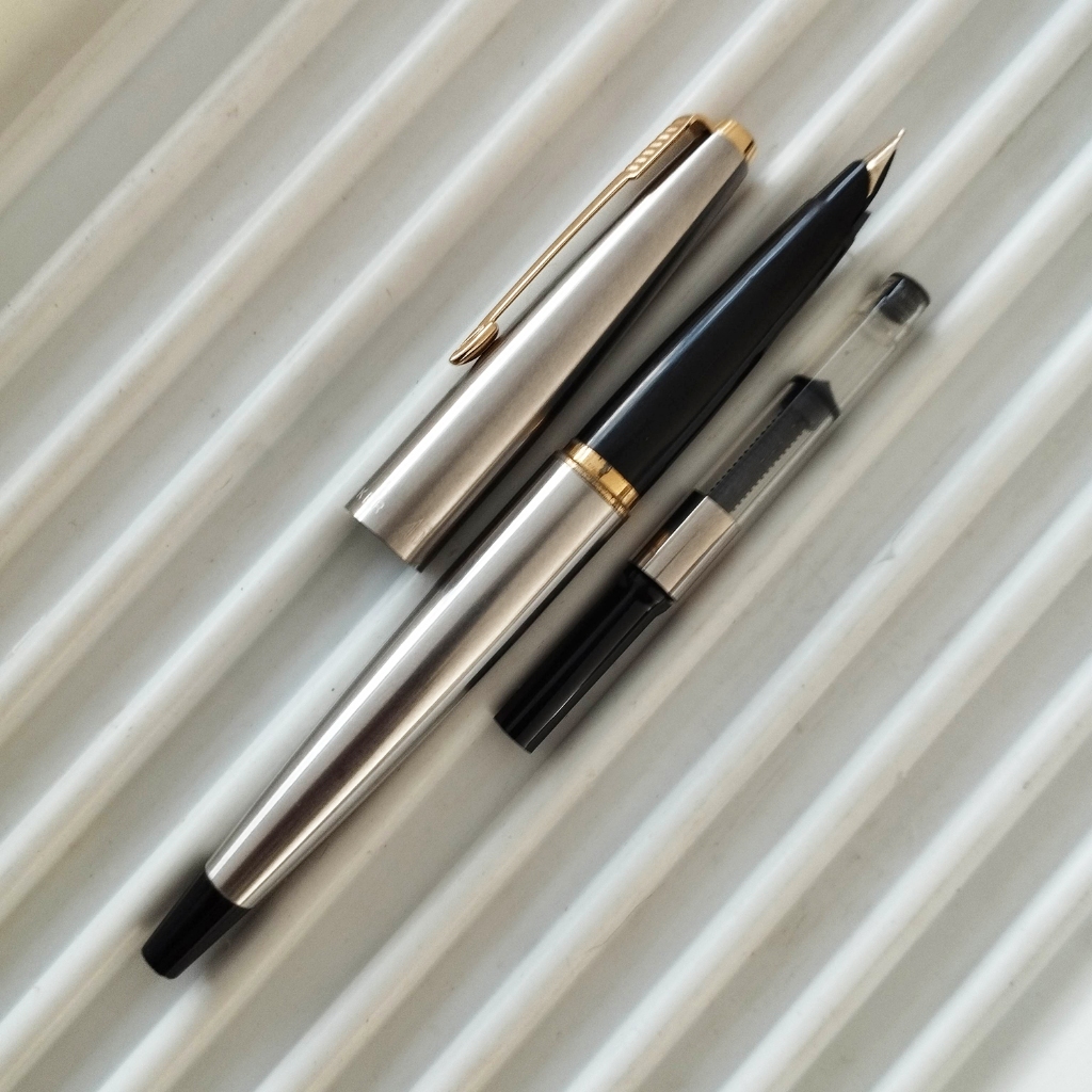 Vintage Used PARKER 45 Flighter Deluxe Fountain Pen - Extra Fine Gold ...