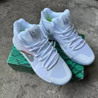 Kyrie 3 obsidian philippines best sale