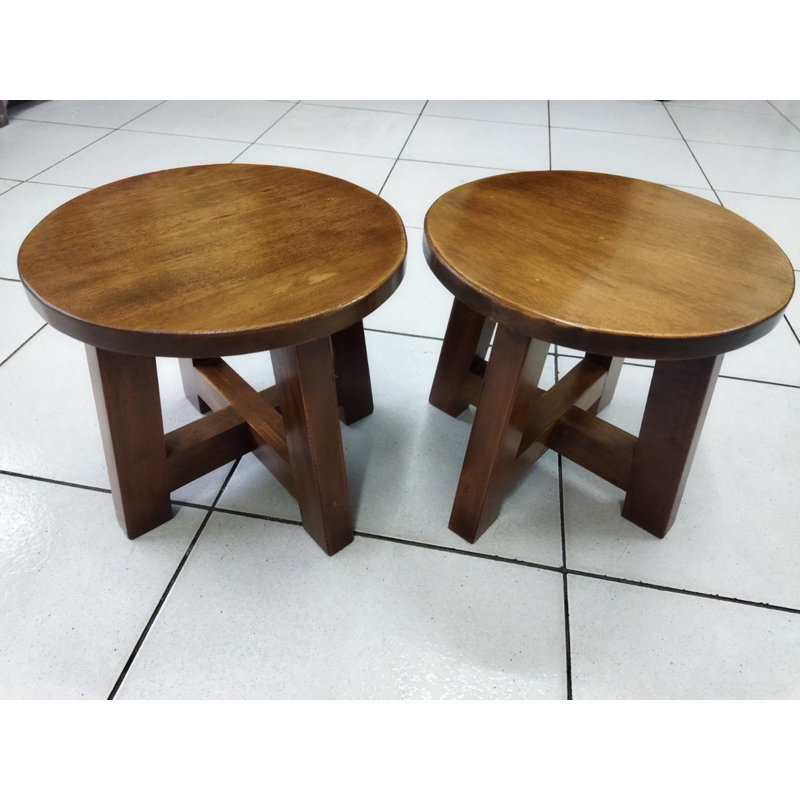 solid KD Mahogany wood bilog bangkito with brown varnish (sold per pc