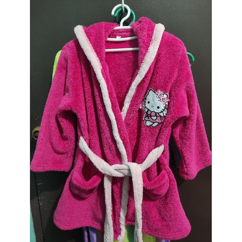 Hello Kitty Pink Bathrobe 36 years old (preloved) Shopee Philippines