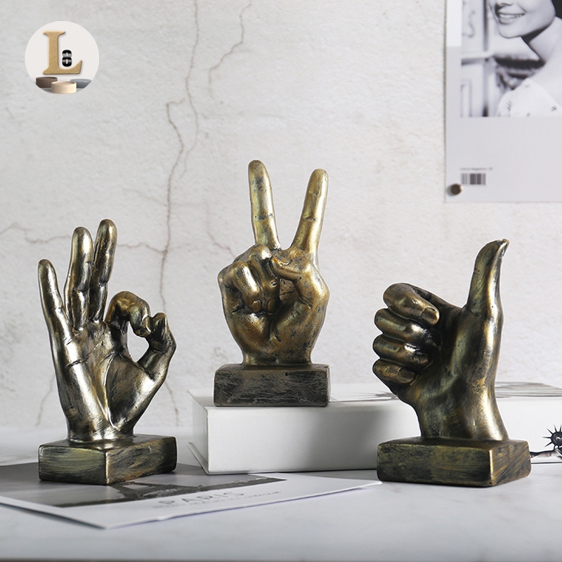 American retro gesture finger model home decoration bar model room ...