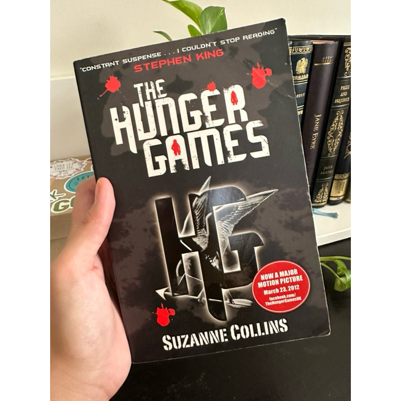 The Hunger Games #1 - Suzanne Collins | Shopee Philippines
