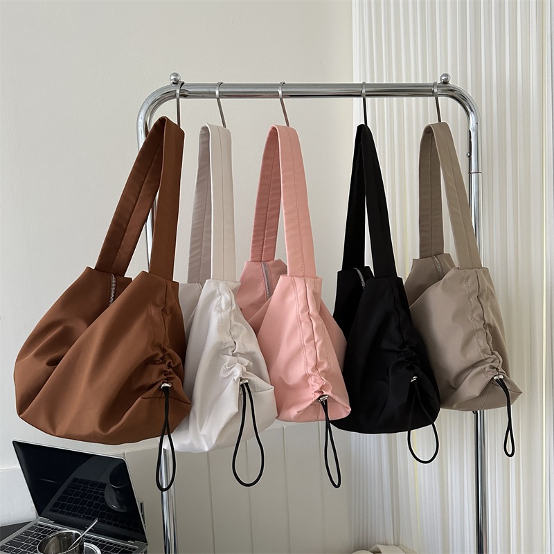 Miss. Page's Aesthetic Korean Style Women's Shoulder Bag Simple Solid ...