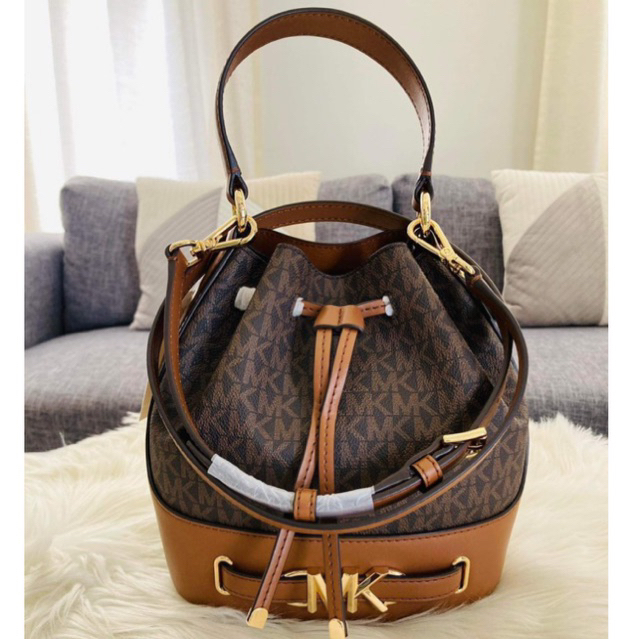 Michael Kors reed bucket bag medium belted bucket messenger bag Brown ...