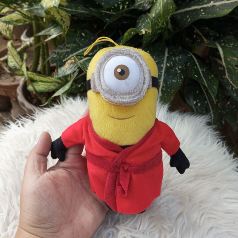 MINIONS The Rise Of Gru STUART In Red Robe Keychain Plush | Shopee ...