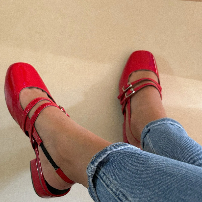 Red 1 inch heels deals