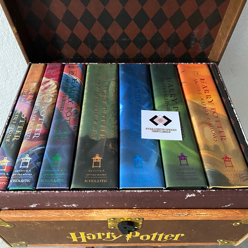 Harry potter scholastic hardcover hotsell