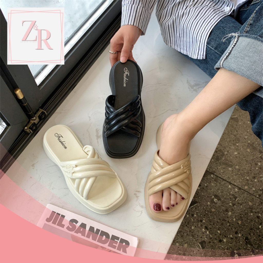 SANDALS THICK SOLE CROSS STRAP IN WHITE AND BROWN CALFSKIN