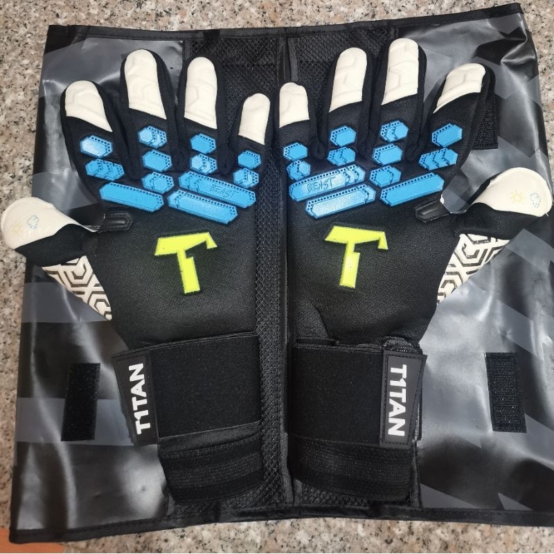 Titan Goalkeeper Gloves Shopee Philippines