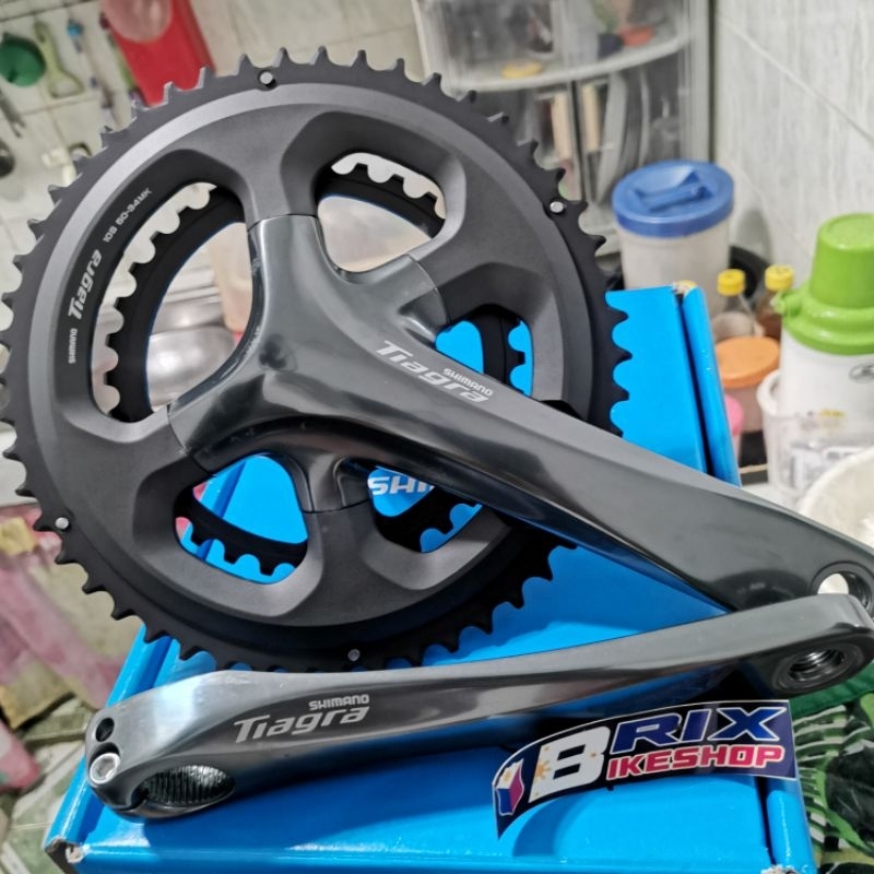 Shimano Claris FC-R2000 Crankset – 165mm, 50/34t, 8-Speed, 110 BCD (Black)