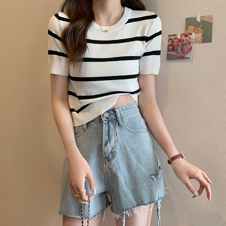Jolly Chic Simple Stripe Knitted Crop Top M1155 | Shopee Philippines