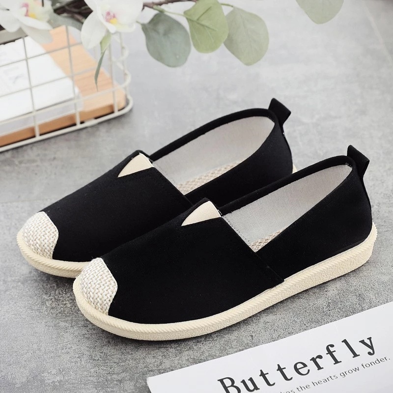 Korean style slip-on women's shoes | Shopee Philippines