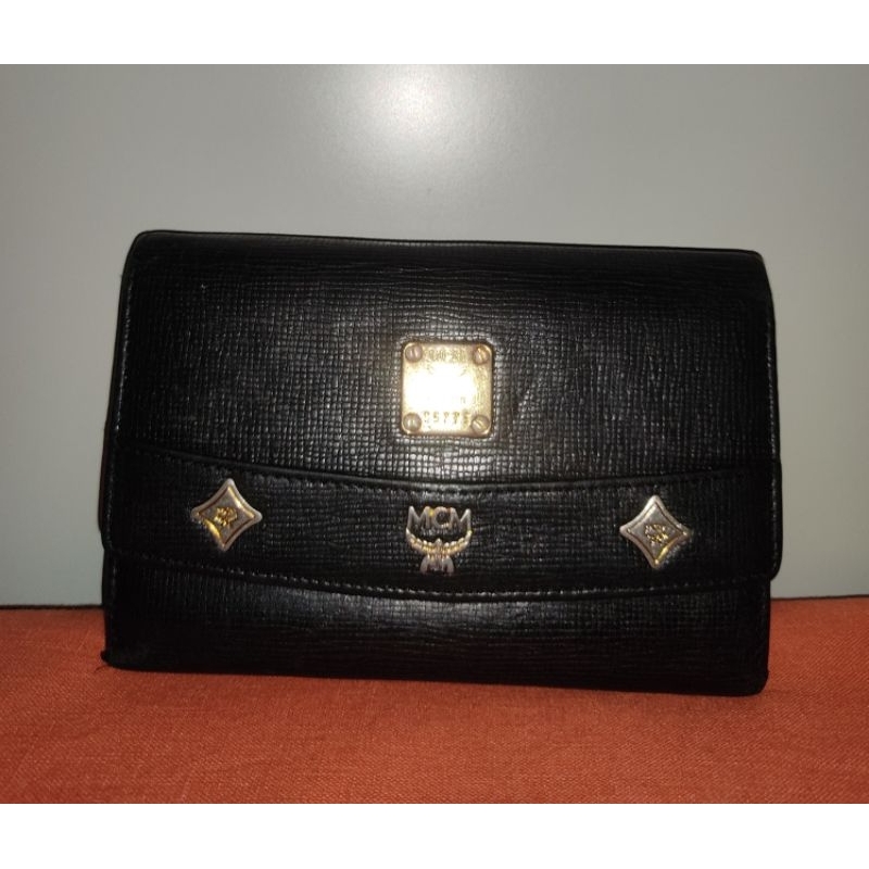 Preloved MCM Medium Wallet