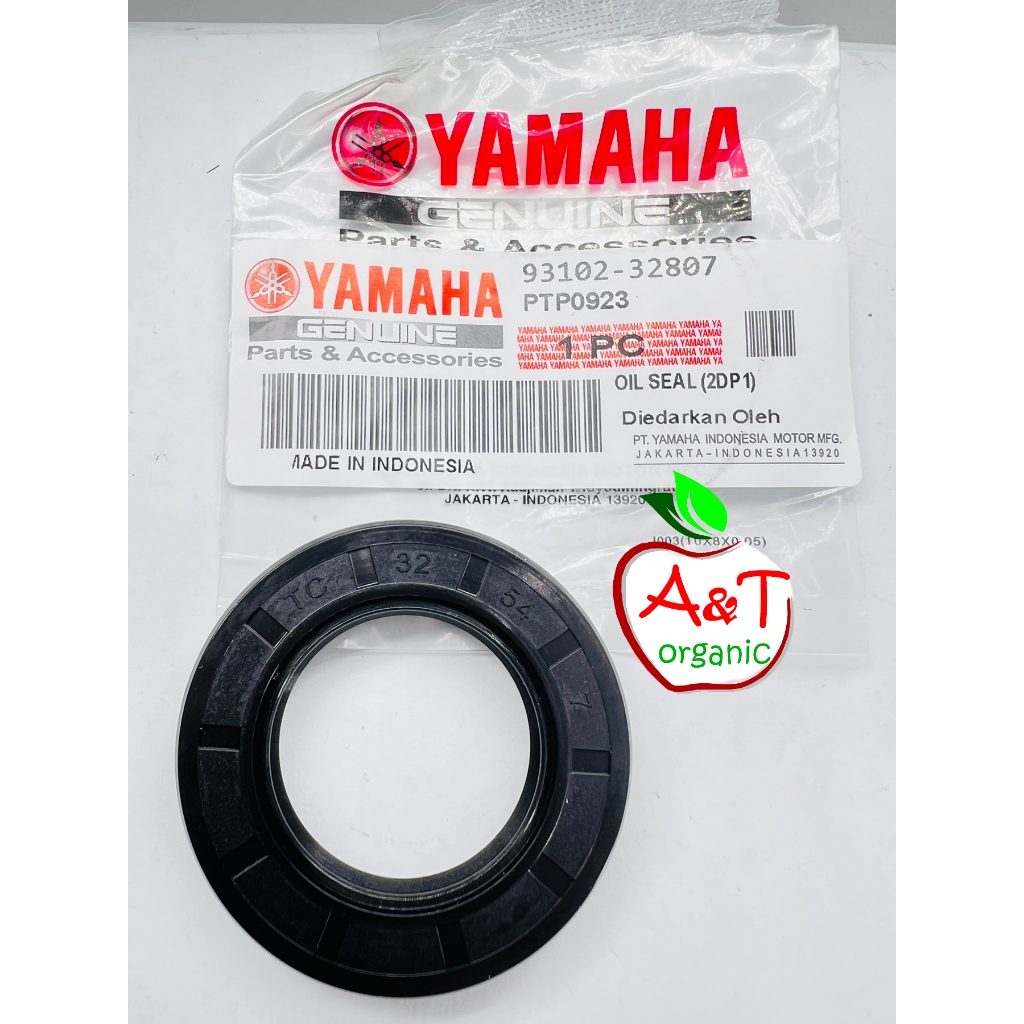 9310232807 Rear Axle Drive Oil Seal Yamaha Nmax v1 v2 / Aerox v1 v2