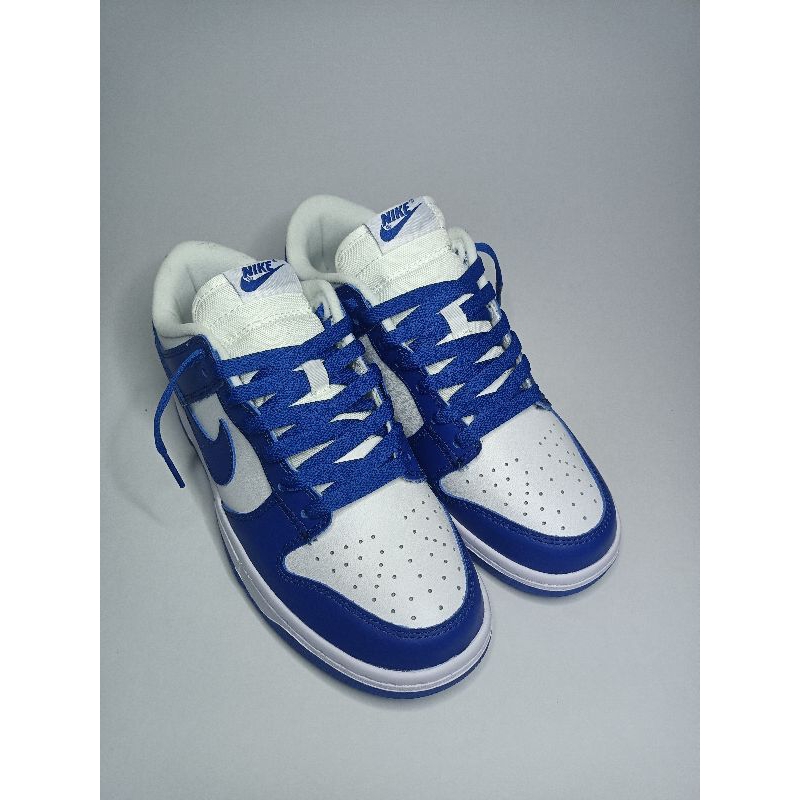 Nike dunk low kentucky resale clearance value