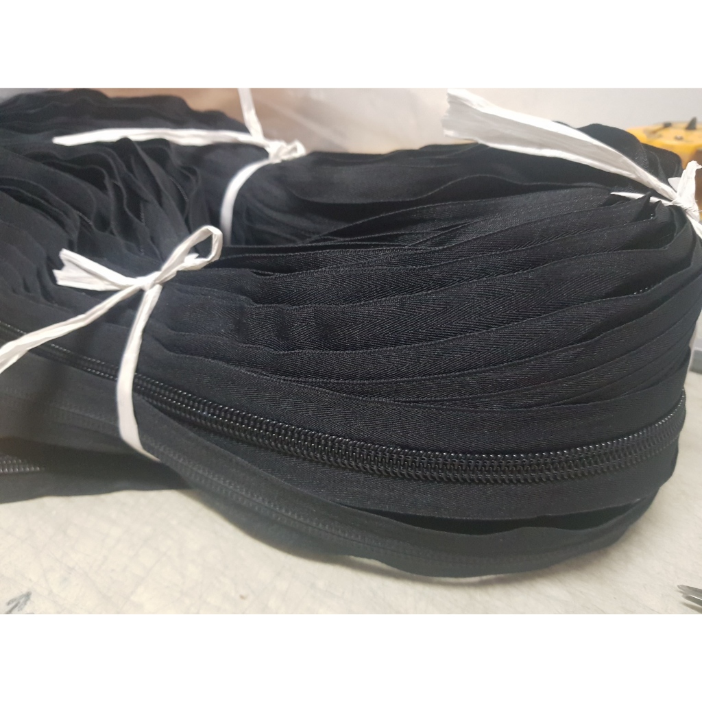 MRG Zipper / bag zipper SOLD PER PACK | Shopee Philippines