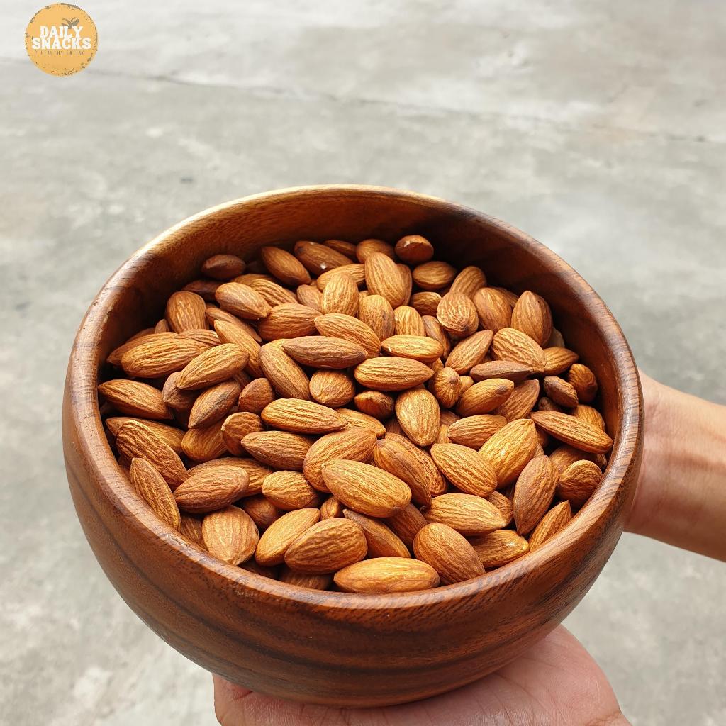 Daily Snacks Roasted Almonds (USA) 100g & 250g - in Ziplock Pouch ...