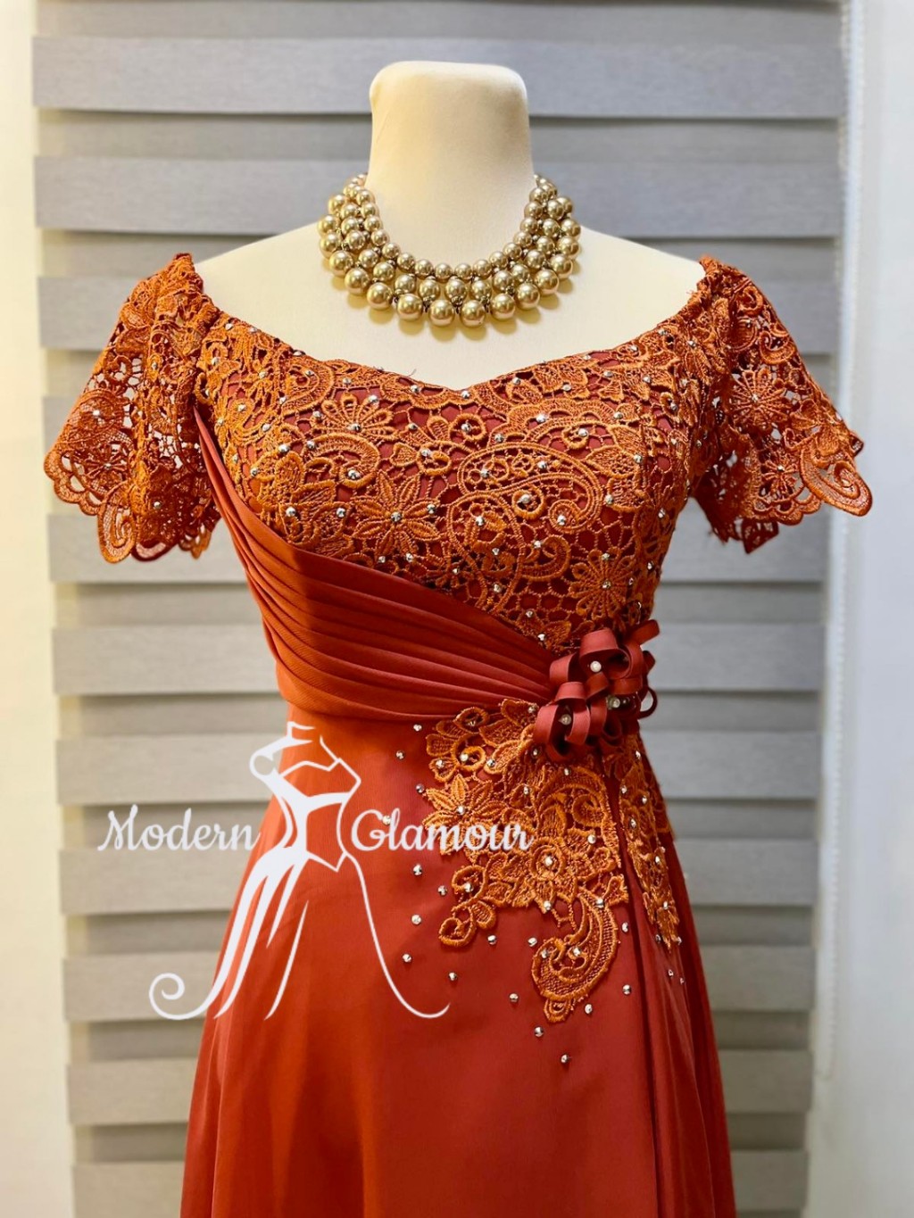 Modern principal hotsell sponsor dress