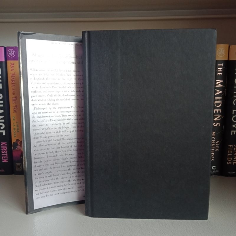 Clockwork Angel (The Infernal Devices) by Cassandra Clare (Hardcover ...