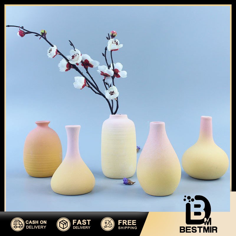 Gmogad Creatives Luxurys Ceramic Vase Hand-Tied Bouquet Design ...