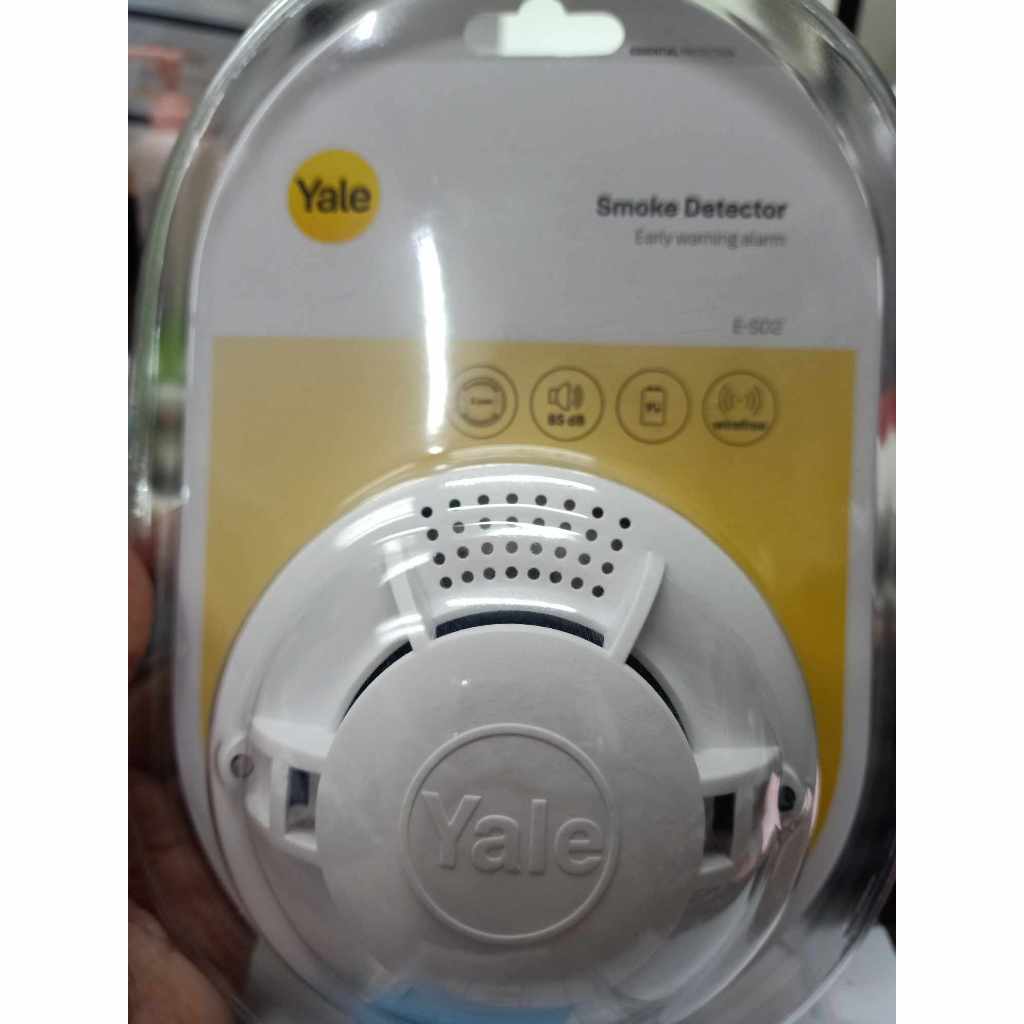 YALE SMOKE DETECTOR BATTERY OPERATED 9 VOLTS NON RADIOACTIVE ...