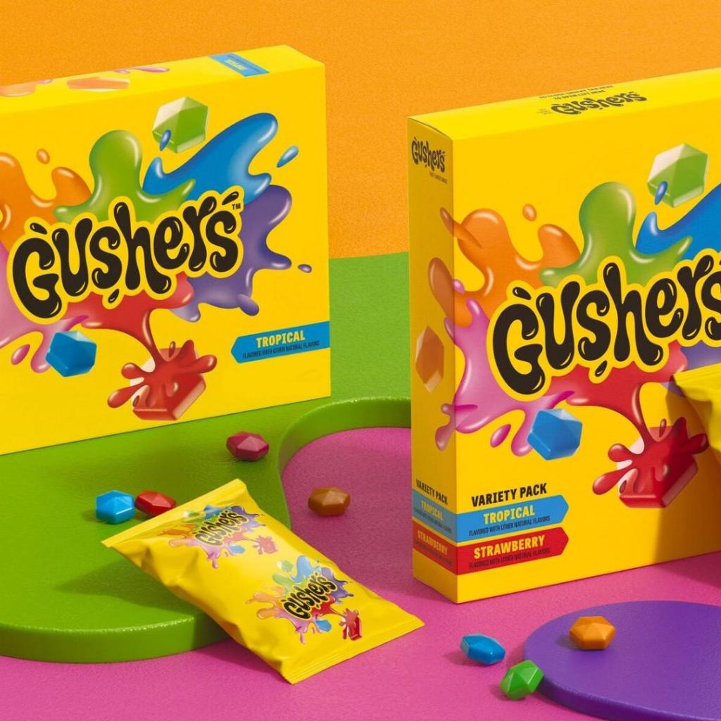 Gushers Fruit Flavored Snacks Strawberry Splash and Tropical Mini ...