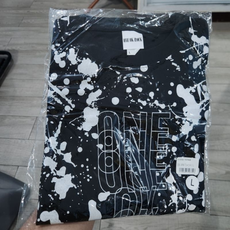 ONE OK ROCK ワンオクロック EU公演 RYOTA 実着用 シャツ割引【Ryota