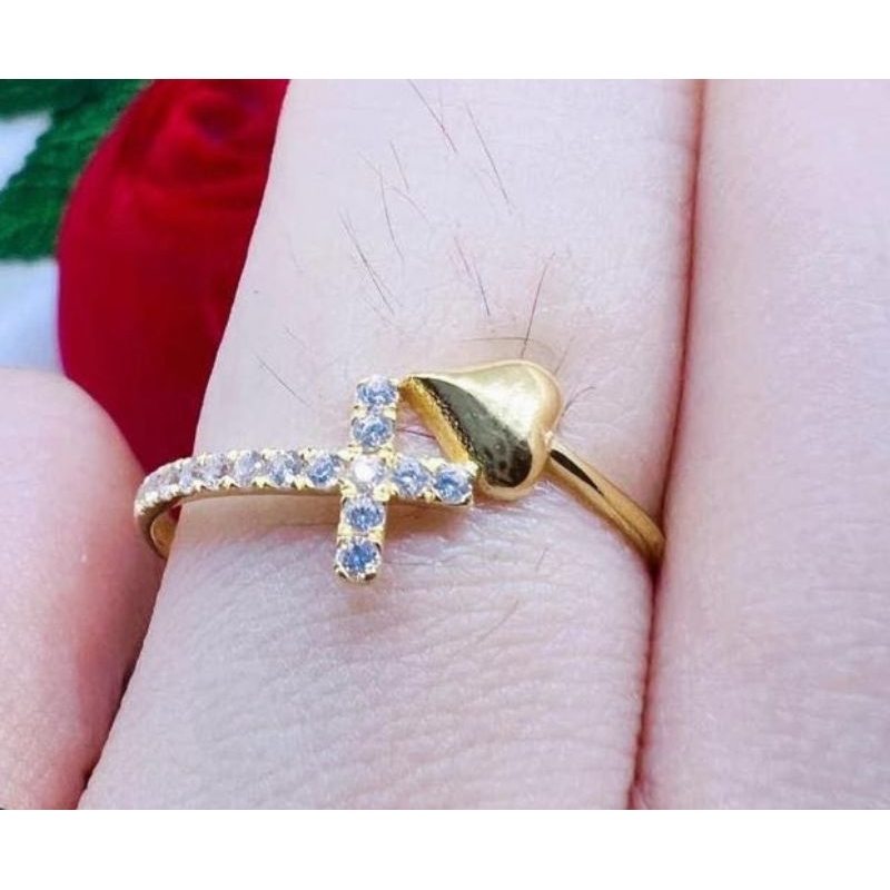 PAWNABLE 18k saudi ring heart stone | Shopee Philippines