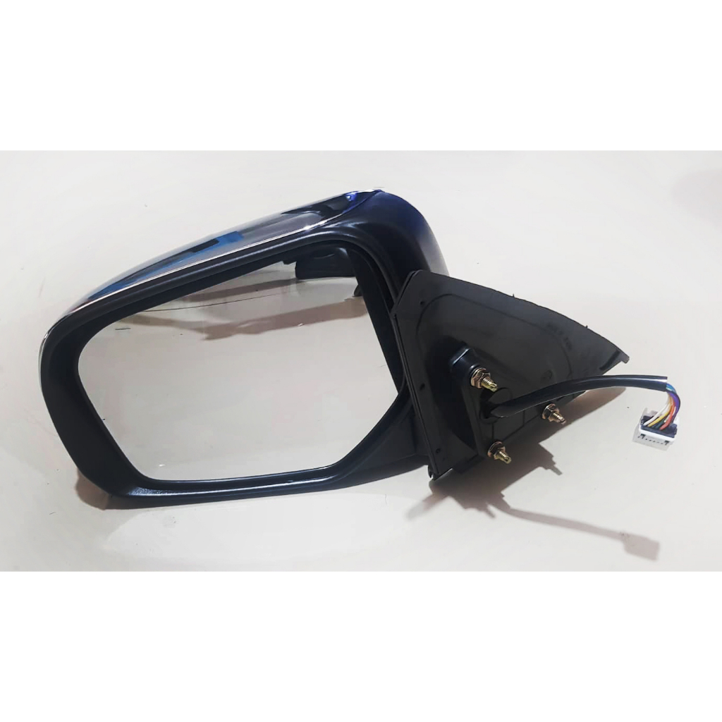 Side Mirror Assembly Replacement For Mitsubishi Montero 2009 to 2015
