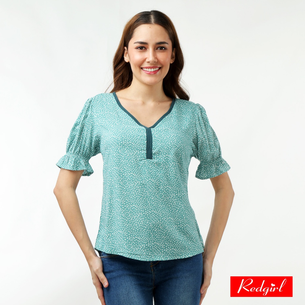 Stylish Sisters Short-sleeved Cardigan-style Blouse - Red main image 1